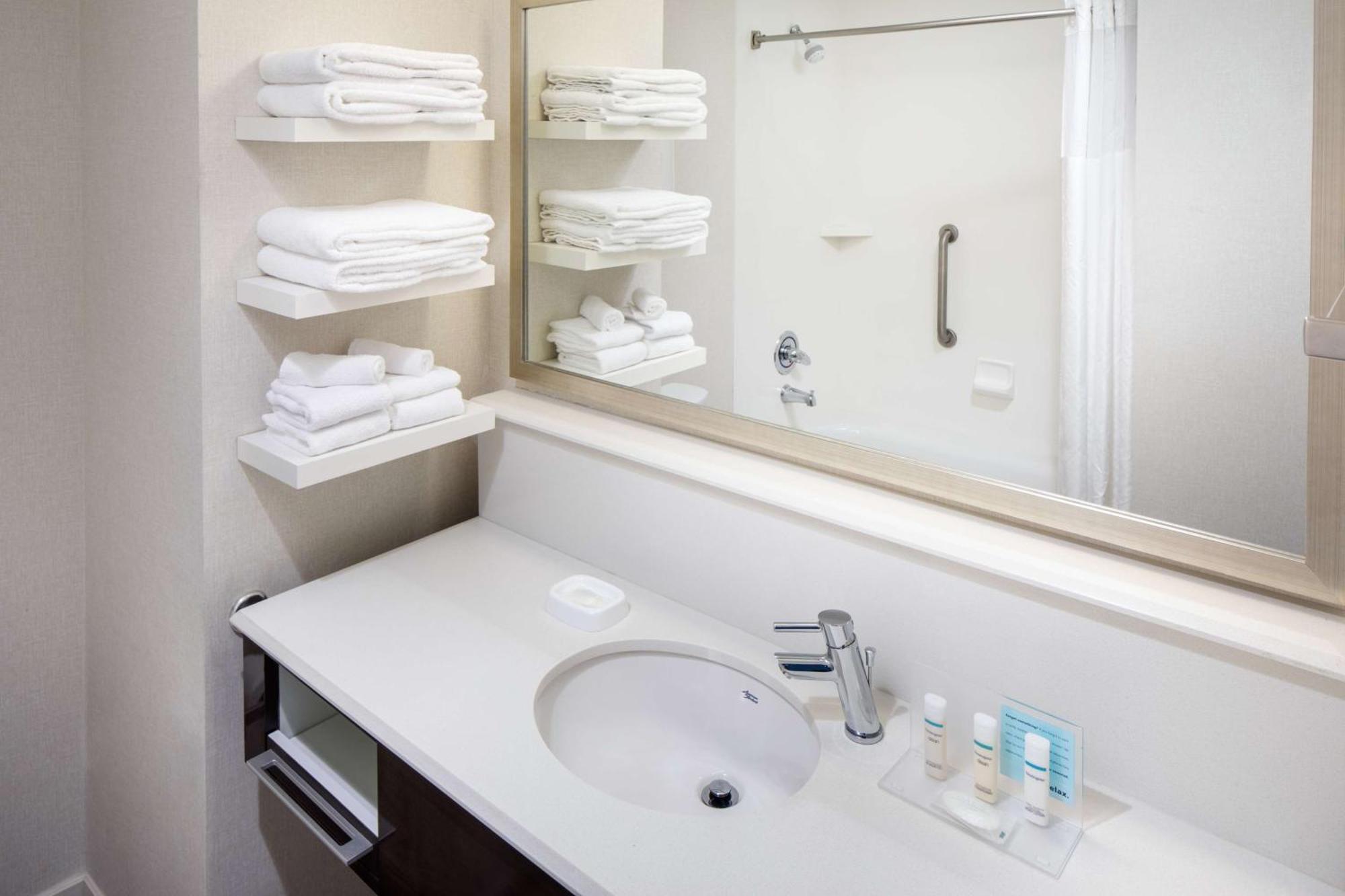 Hampton Inn & Suites Charlotte/Ballantyne, Nc Extérieur photo